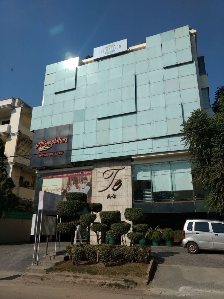 Hotel The Madison Nueva Delhi Exterior foto